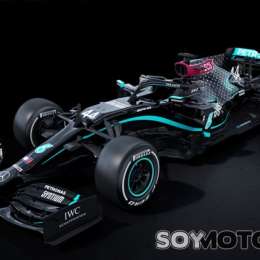 Mercedes se pasa al negro