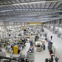 Mercedes F1 producirá 1.000 respiradores por día