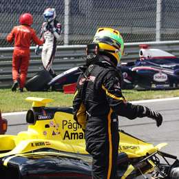 Impactante y ridículo accidente en la World Series
