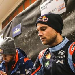 Hyundai bajó a Andreas MIkkelsen para el rally de Francia