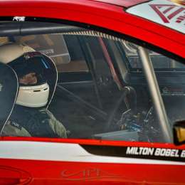 Bobel se acercó a su gente antes de Oberá