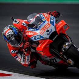 MotoGP: Lorenzo logra la pole en Barcelona