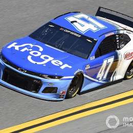 Ricky Stenhouse hizo la pole para las "500 de Daytona"