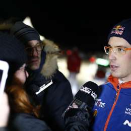 Neuville se quedó con la etapa en Suecia