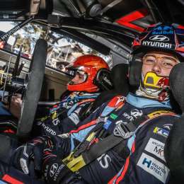 Neuville tomó las riendas del Rally de Montecarlo