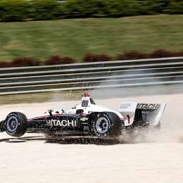 Show de despistes en los ensayos de IndyCar