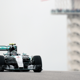 Sobre mojado, Rosberg…