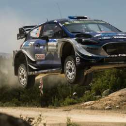 Tanak vuela a su primera victoria
