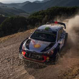Paddon mantiene el liderazgo en Cerdeña