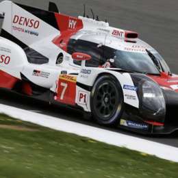 El Toyota de "Pechito" fue cuarto en los primeros entrenamientos en Spa