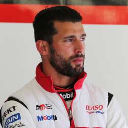 "Pechito" López se bajó de las 24 hs.de Spa