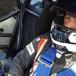 El puntero del Campeonato complicado con el lastre