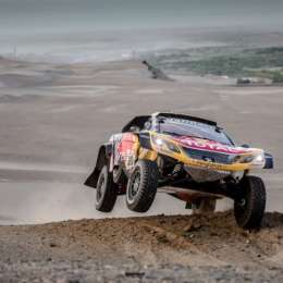 Peterhansel se afirma con una nueva victoria en Perú