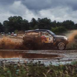 Peterhansel, en su regreso desde el Dakar