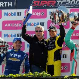 Renault Sport también manda entre los equipos