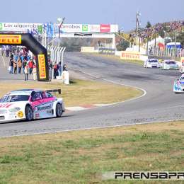 Violeta quiere seguir reinando entre las damas