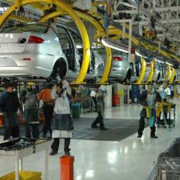 CAE LA PRODUCCIÓN EN EL SECTOR AUTOMOTOR