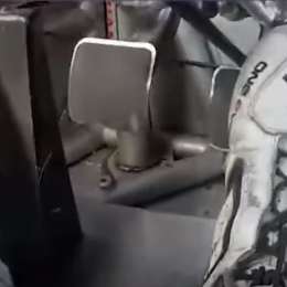 El punta y taco todavía existe en el automovilismo
