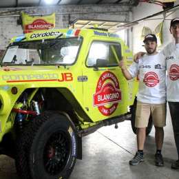 El rastrojero que se le animó al Dakar