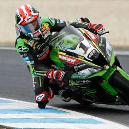 Jonathan Rea corrió recién operado en Australia