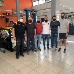 Renault tiene sus dos pilotos de TC