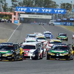 Renault volvió al triunfo con un nivel superlativo