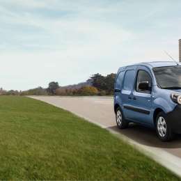 Los autos eléctricos se meten en el mundo de las ventas online