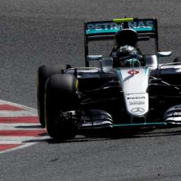 Rosberg a paso firme en Barcelona