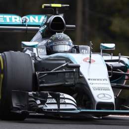 Rosberg cerró los test adelante