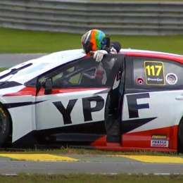 Abandono para Rossi y victoria de Zonta en la Carrera del Millón