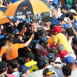 Después de la sanción de la CAF: Rossi se nutre de sus hinchas