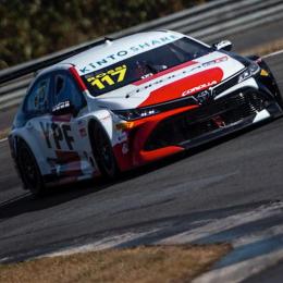 Rossi fue 17 y 16 en el Stock Car