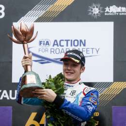 “El podio de Macao me abre más puertas”
