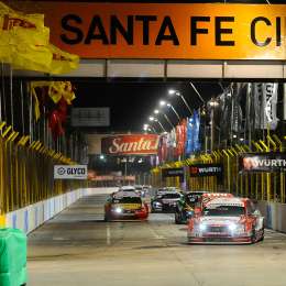 La fiesta de Santa Fe: pulgar arriba y pulgar abajo