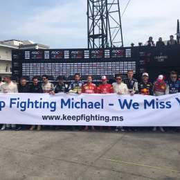 El homenaje a Schumacher en la Carrera de Campeones