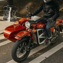 Presentarán en Italia el primer sidecar eléctrico