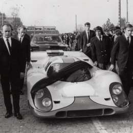 El Porsche que acompañó a su piloto al destino final