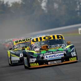 Los Ford y un paso positivo por Rafaela