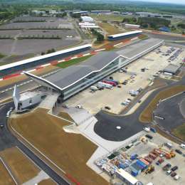 Luz Verde para Silverstone