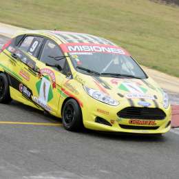 Sniechoswki apareció en el final y se llevó la pole position