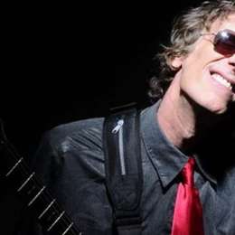 El lado fierrero del Flaco Spinetta