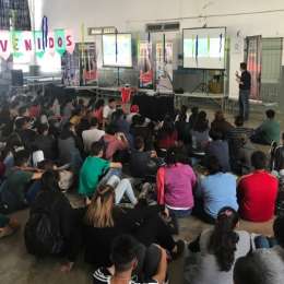 Ante 1500 alumnos, comenzó el año de Súper TC2000 va a la Escuela