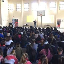 Exitoso paso por Las Heras de Súper TC2000 va a la Escuela