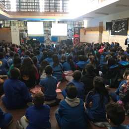 En Mendoza, 1200 alumnos pasaron por Súper TC2000 va a la Escuela