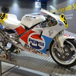 La Suzuki RGV500 de Kevin Schwantz fue restaurada en Inglaterra
