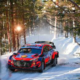 Tänak ganó de principio a fin en el Rally del Ártico