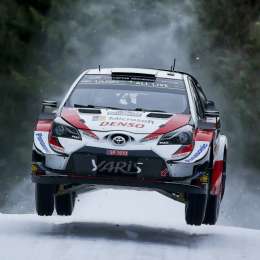 Ott Tanak comenzó arriba en Finlandia