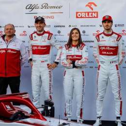 “Falta que los equipos le den un auto ganador a una mujer“