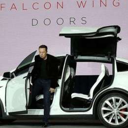 Tesla proyecta una fábrica en China para producir 500 mil autos