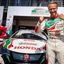 Tiago Monteiro correrá las 24 hs. de Nürburgring"